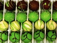 College Candy Cake Balls